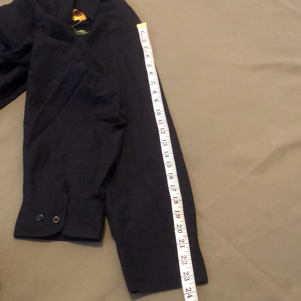 cute Get Lucky sunflowers & bees women’s M shirt - Picture 12 of 12
